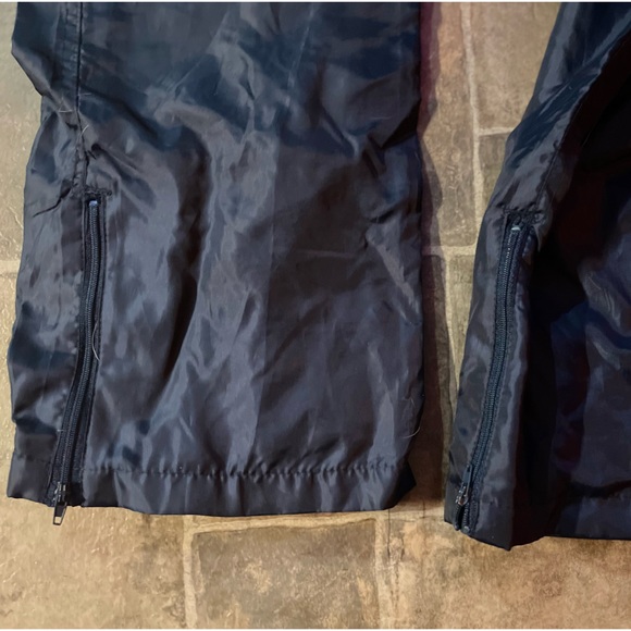Streewear lined waterproof pants. XL kids navy blue worn once only - Picture 2 of 5